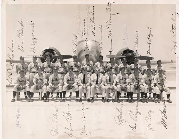 NAS Waldron 1944.jpg